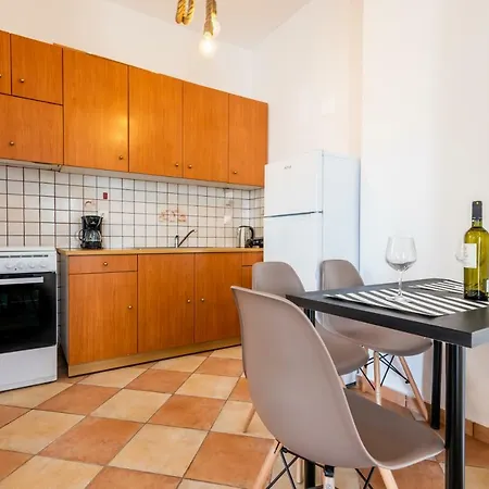 Renovated In The Center Casa de Férias Plaka (Milos)